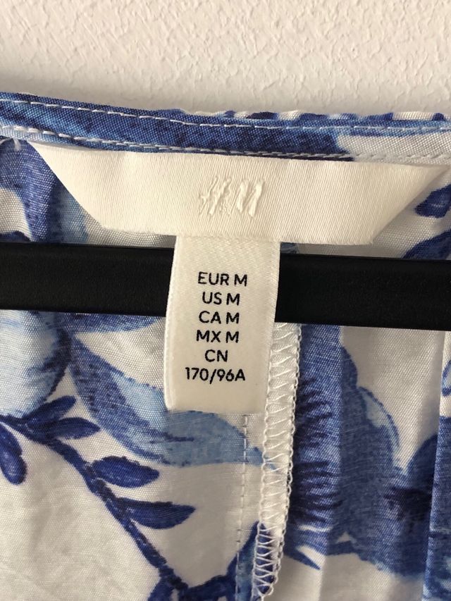 Abito floreale blu e bianco H&M