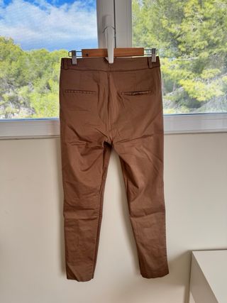 Pantalón recto Massimo Dutti marrón