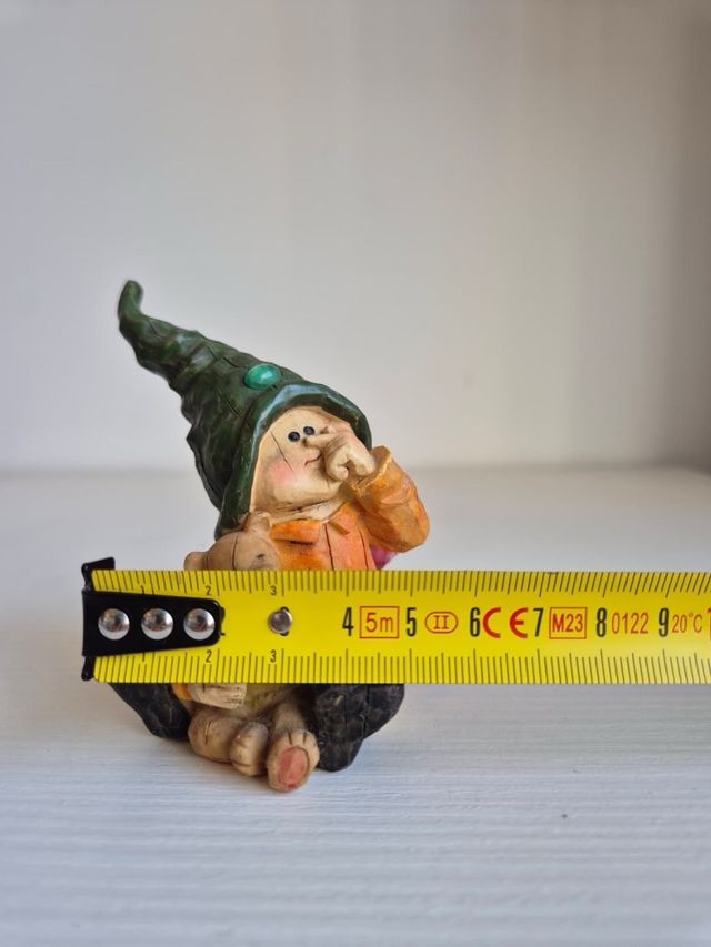 Gnomo con orsetto