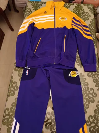 Conjunto deportivo Lakers Adidas Morado y Amarillo