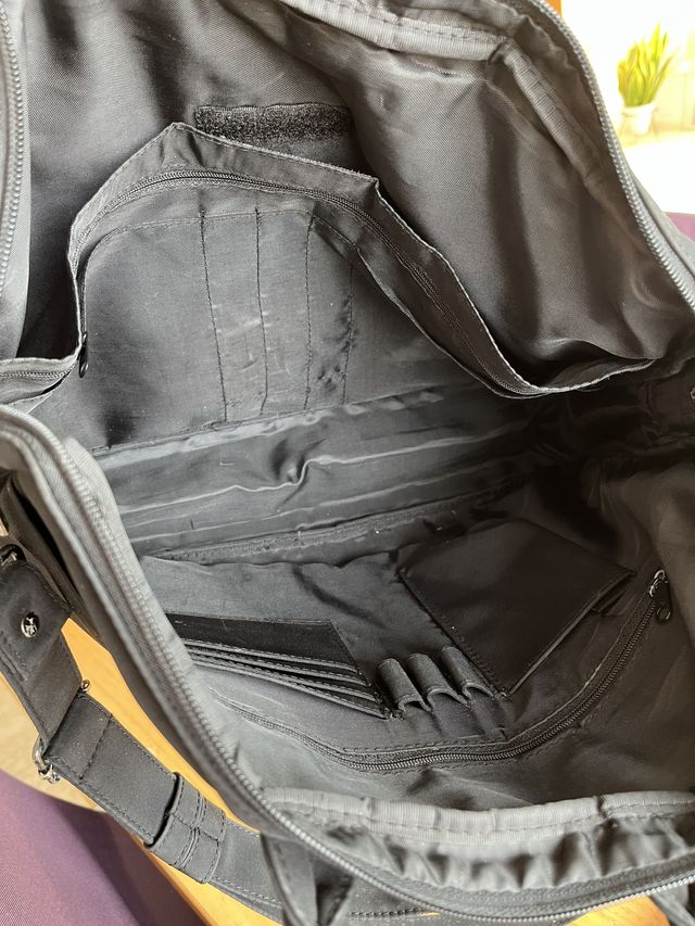 Maletín portátil negro