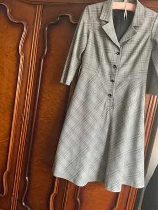 Vestido de cuadros gris y blanco