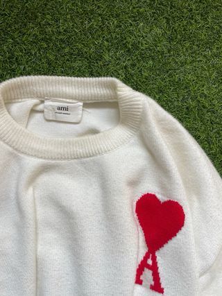 Jersey Ami Paris Blanco Corazón Rojo