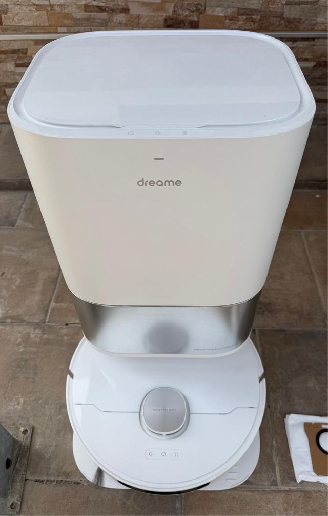 DreameBot L10s Ultra Robot Aspirador