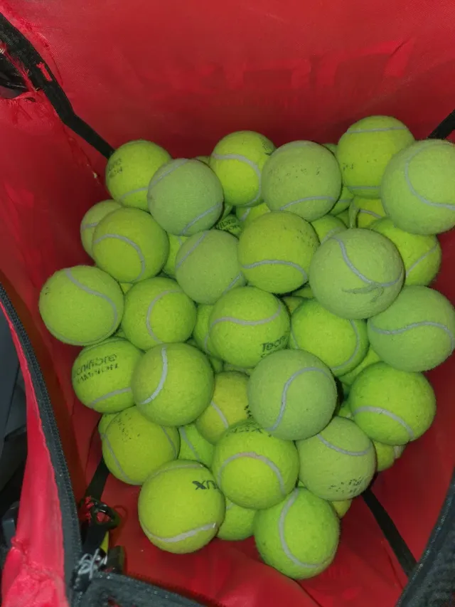 150 Pelotas de tenis usadas