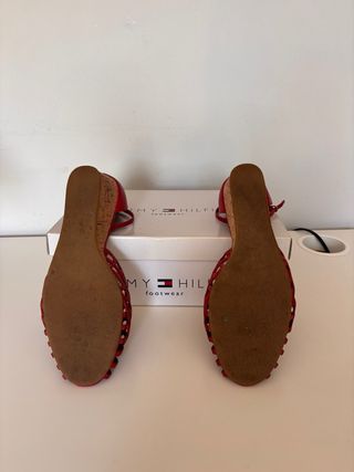 Sandalias Cuña Tommy Hilfiger Rojas