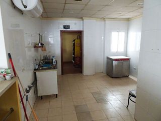 Local comercial en venta en Marchena