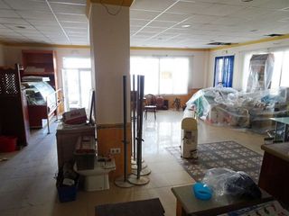 Local comercial en venta en Marchena