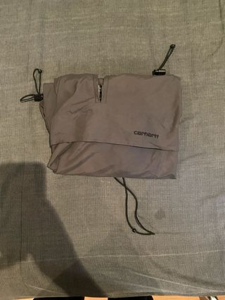 Chubasquero Carhartt Gris