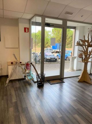 Local comercial en alquiler en Montilivi - Palau en Girona