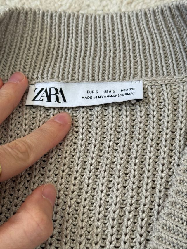 Chaleco Zara Gris Talla S sin etiqueta