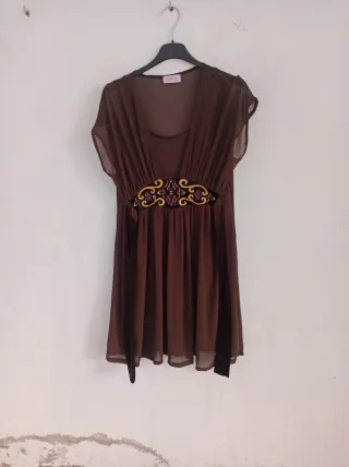 Vestido gasa y terciopelo marrón/morado.