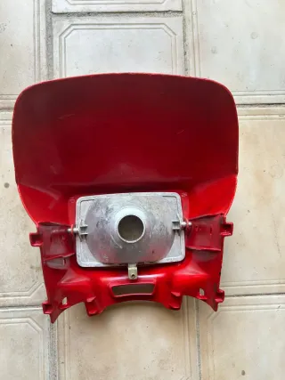 Careta frontal Derbi Senda R