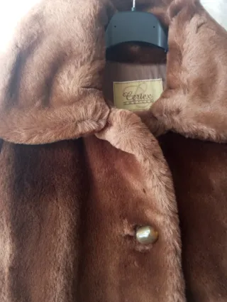 Pelliccia ecologica vintage marrone