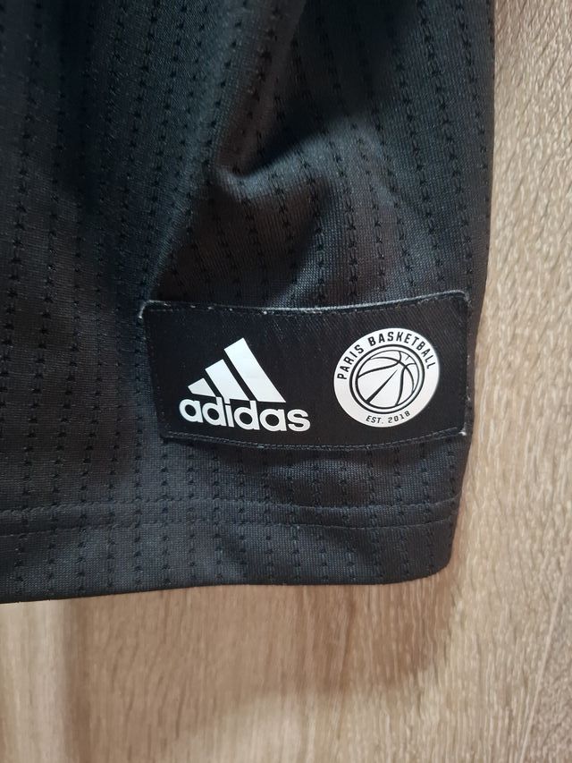 Camiseta Baloncesto Adidas París Negra talla M/L
