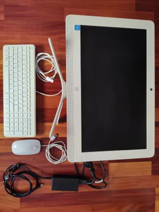 Ordenador de mesa HP Blanco