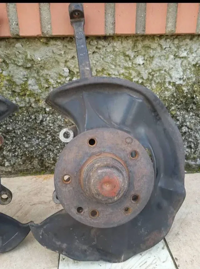 Mangueta Delantera Derecha Mercedes - E - W210.