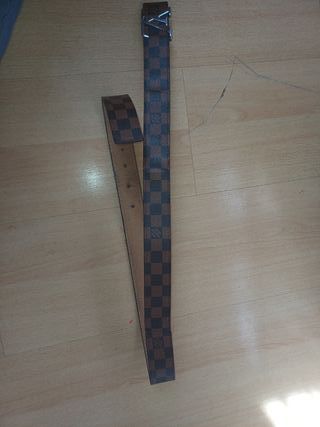 Cinturón Louis Vuitton Marrón y Dorado