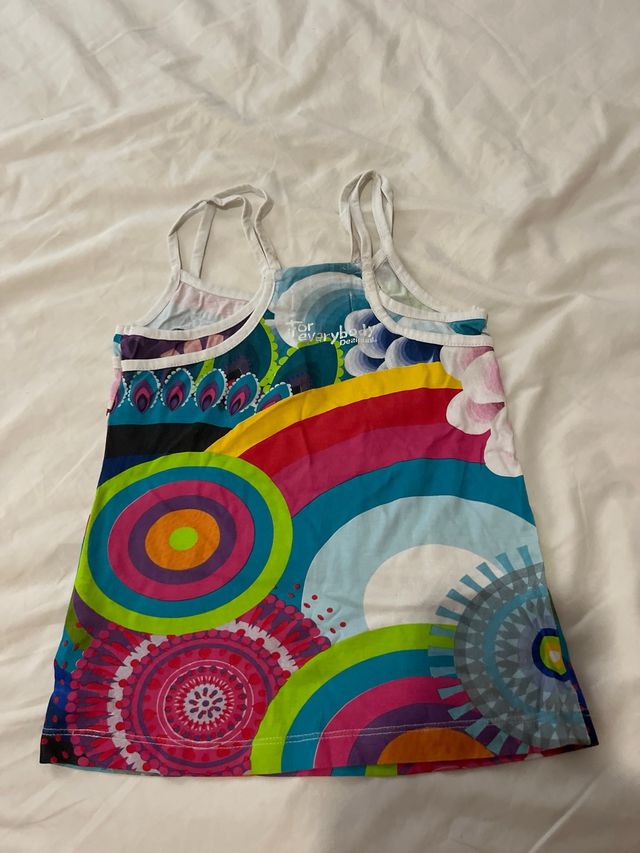 Camiseta Desigual Talla 7/8 Estampado Arcoíris