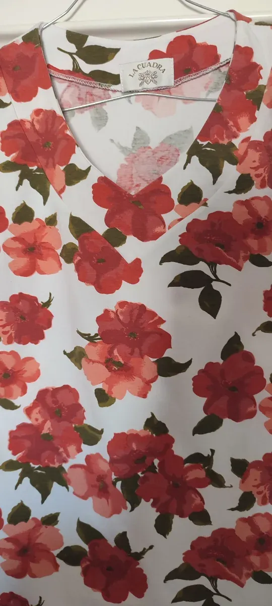 Camiseta La Cuadra Vintage Flores Talla Única