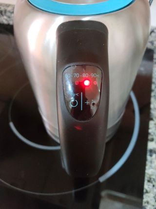 Hervidor de agua Cecotec Thermosense 200