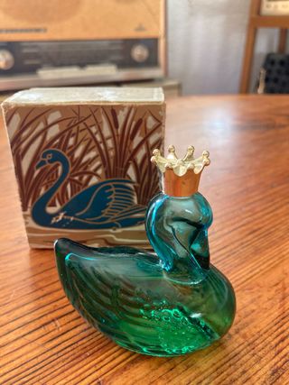 Avon Cisne Real Colonia