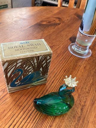 Avon Cisne Real Colonia