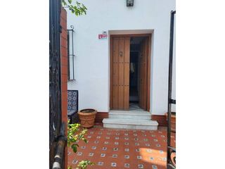 Casa adosada en venta en Gines