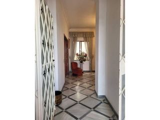 Casa adosada en venta en Gines