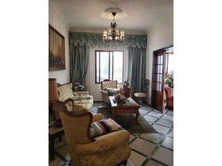 Casa adosada en venta en Gines