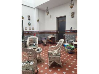 Casa adosada en venta en Gines