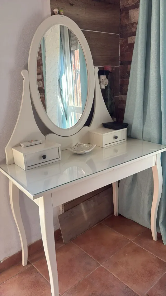 Tocador Ikea Blanco con Espejo Ovalado