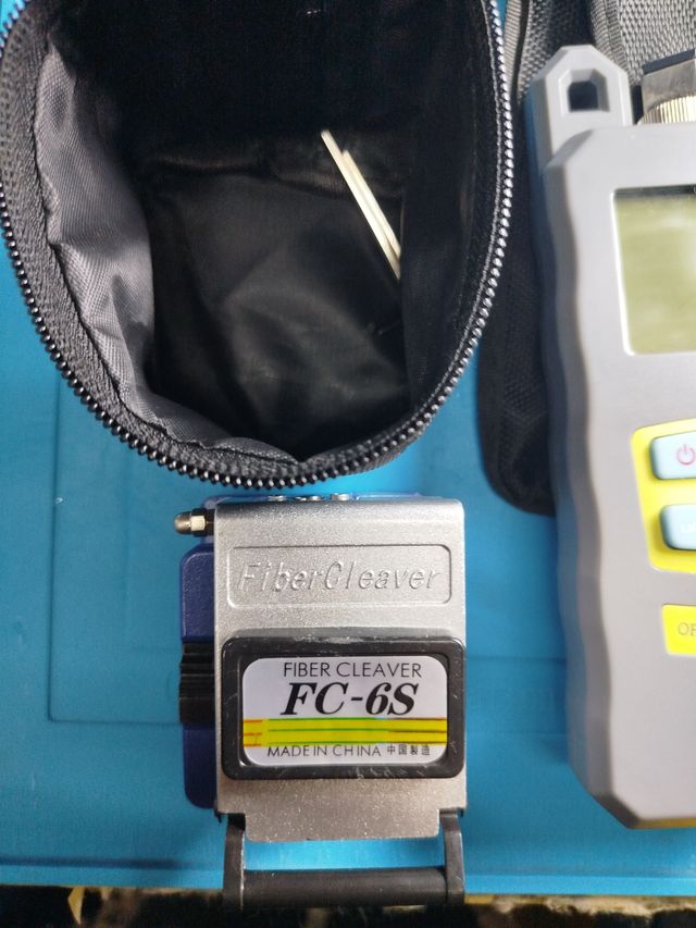 Herramientas Fibra Óptica: Cortadora FC-6S