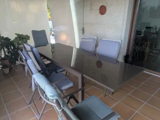 Mesa extensible aluminio/cristal + 6 sillas