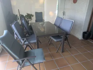 Mesa extensible aluminio/cristal + 6 sillas