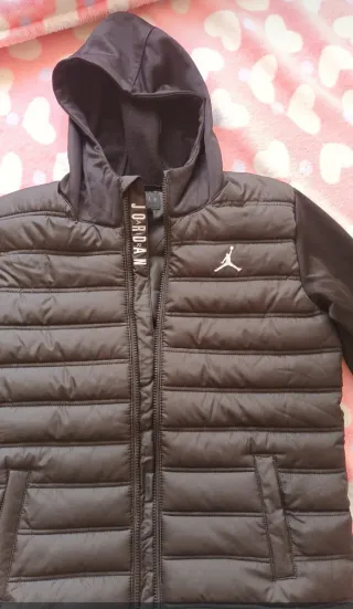 Chaqueta Jordan Talla 12-15 años, Gris/Negra