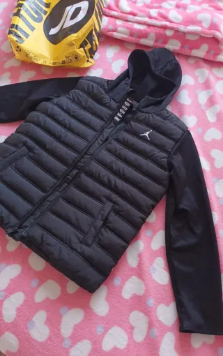 Chaqueta Jordan Talla 12-15 años, Gris/Negra