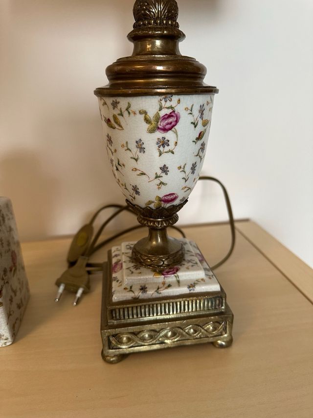 Lámpara Manises Vintage + Botella (Juego Tocador)