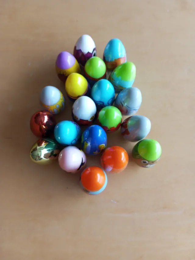 Huevos de juguete para petanca