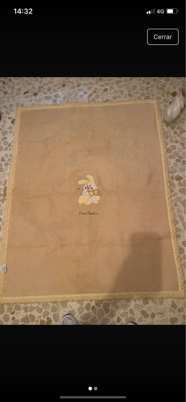 Manta cuna Pierre Cardin con conejito