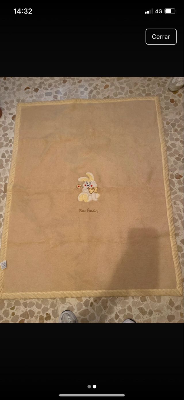 Manta cuna Pierre Cardin con conejito