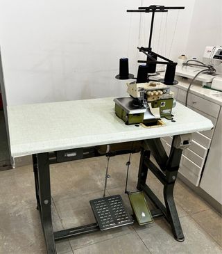 Remalladora Industrial Rimoldi Overlock