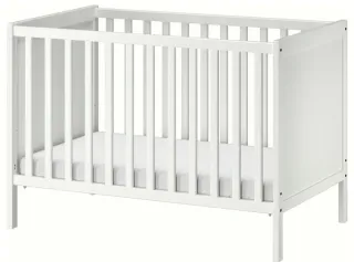Cuna de bebé blanca