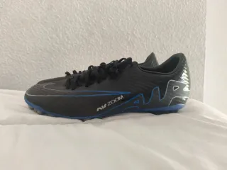 Botas de fútbol Nike Mercurial Talla 42