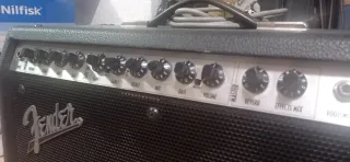 Amplificador Guitarra Fender Roc Pro 1000