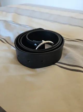 Cinturón Levi's Negro Hebilla Metálica