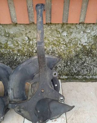 Mangueta Delantera Izquierda Mercedes - E - W210.