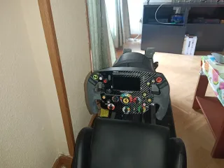 Simulador F1: Volante, Pedales y Base