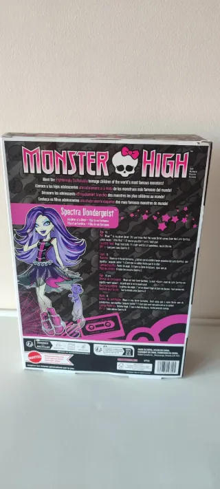 Monster High Spectra Vondergeist Muñeca