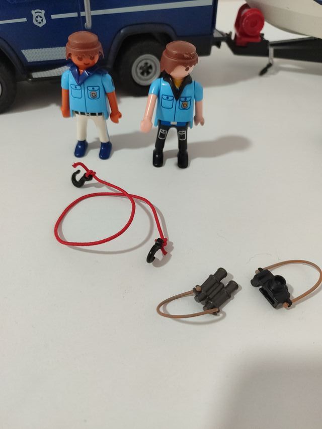 Playmobil.  Furgón Policía con Lancha y Figuras